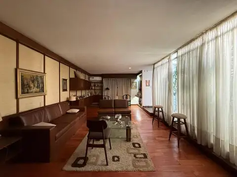 Casa en Venta en Alto Alberdi, USD 250.000