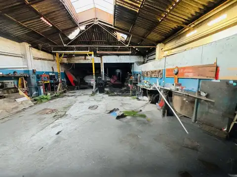 Galpon en Venta en Caseros, USD 185.250