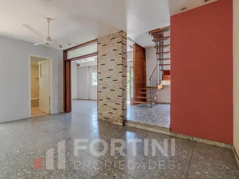 Depto Tipo Casa 4 ambientes con 1 baño