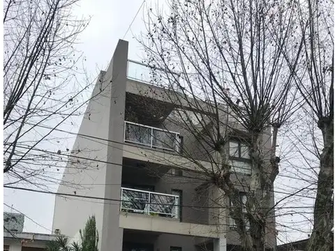 V.LURO. POLA 300, Piso 4