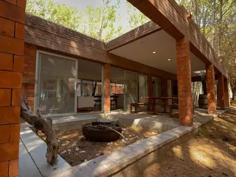 29 e/ 22 y 24 , Piso 0