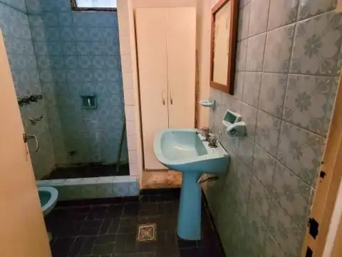 Depto Tipo Casa 4 ambientes con 2 baños