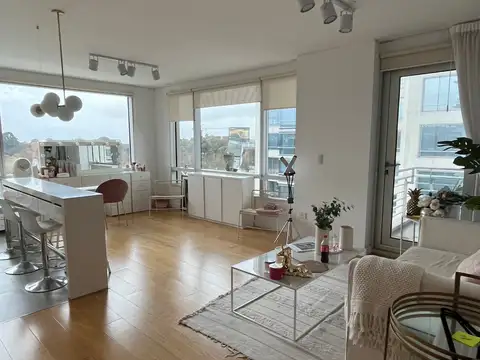 Avenida Del Libertador 100, Piso 6