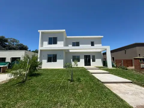 Casa en  Venta a estrenar San Ramon