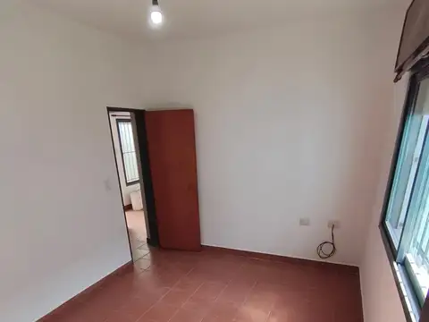 Departamento al fondo Planta Baja en Berazategui Centro