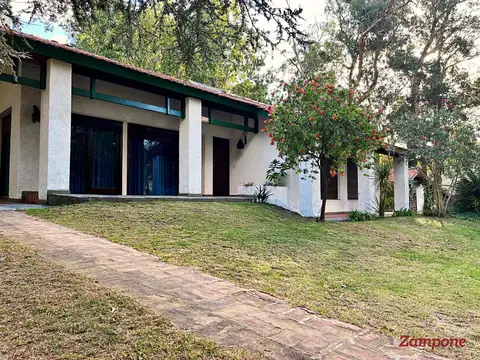 Fragata La Argentina al 700