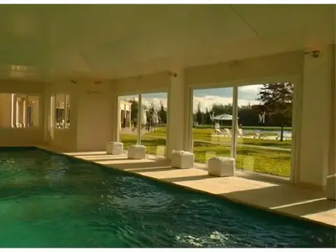 Terreno en Venta de 919,0 m2