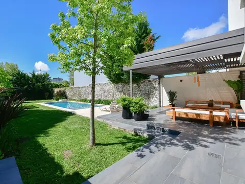 Casa en venta en Gonnet