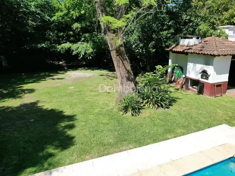 Casa en Venta en Barrio Parque Leloir, USD 450.000