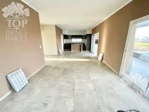 Casa en venta en  San Sebastian - Area 1