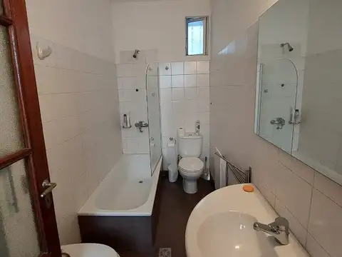 Depto Tipo Casa 4 ambientes con 1 baño