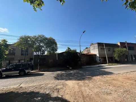 Terreno en Venta 33  mts Fondo