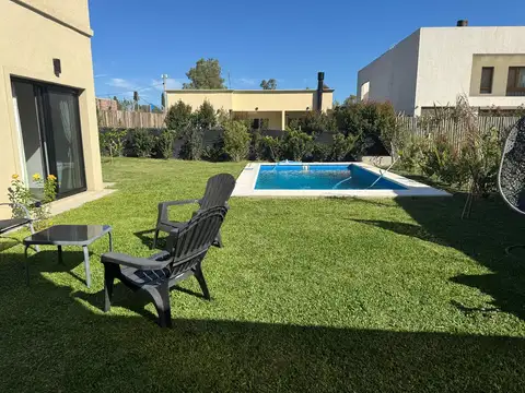 Casa en Venta en Pilar del Este - Santa Emilia, USD 158.000