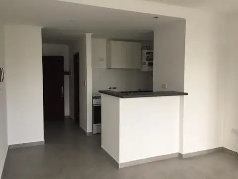 Departamento en Alquiler en La Plata, $ 400.000
