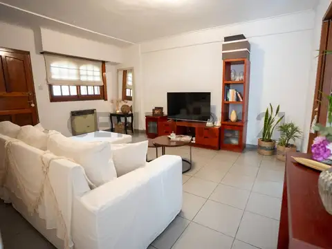 40 entre 29 y 30 1700, Piso 0