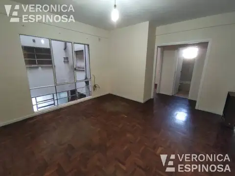 Departamento de tres ambientes en venta- Haedo Norte -