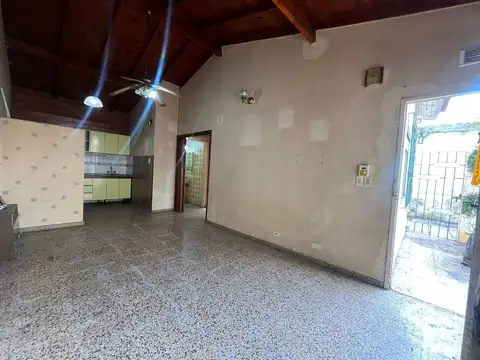 Depto Tipo Casa en Venta 26 años