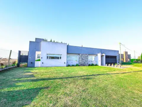 Ruta 11 e/ 440 y 441