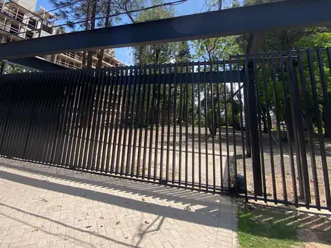 Departamento en Condos Paddock Fisherton