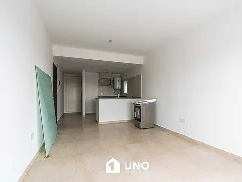 Ovidio Lagos y Mendoza - Amplio Dpto Monoambiente Externo.