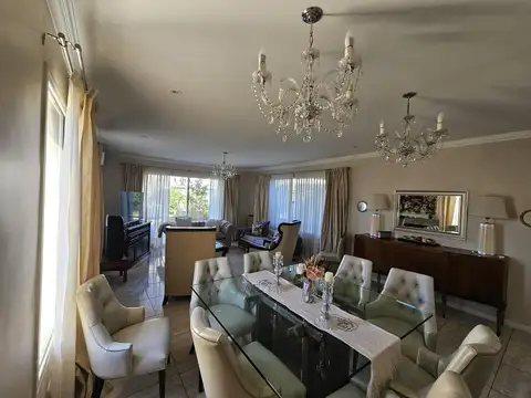 Casa en Alquiler de 5 dormitorios