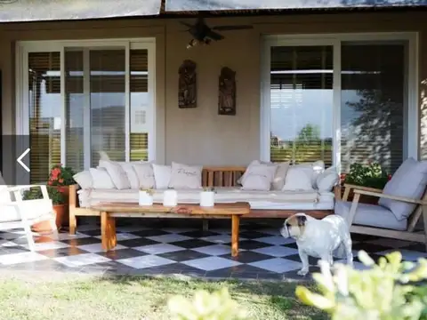 Casa en Venta en El Canton, USD 348.000