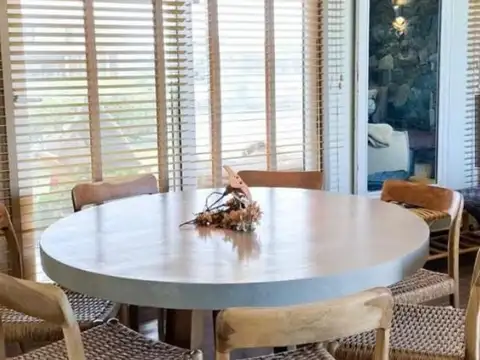 Espectacular casa  en Venta a la laguna en El Cantón, Escobar.