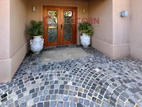 Casa en Venta de 6 dormitorios