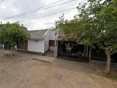 Casa en venta - 3 Dormitorios 1 Baño - Mendoza