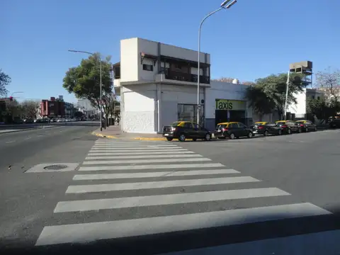 Local en Venta Via Pública