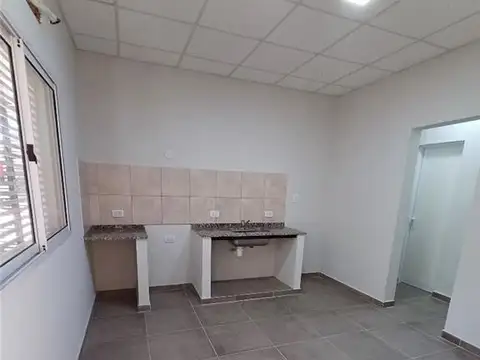 Don Orione (20) 300, Piso P.B.