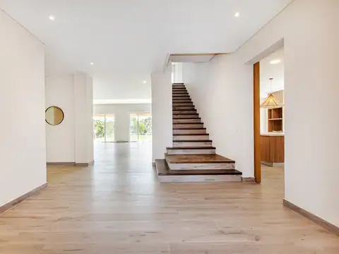 Casa en Venta 1 año