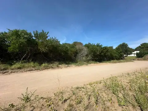 Terreno en Venta en Pinamar, USD 54.000