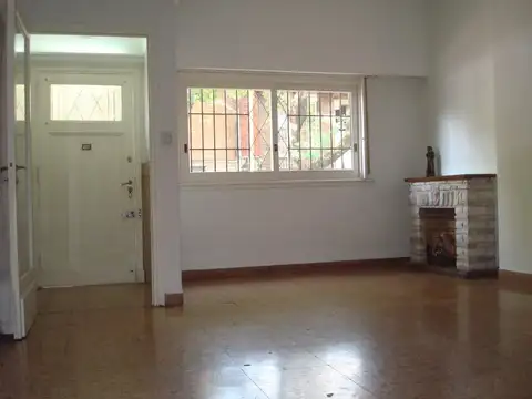 Depto Tipo Casa en Alquiler de 2 dormitorios