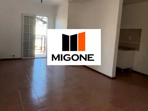 Depto Tipo Casa en Alquiler de 4 ambientes