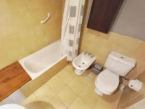 Departamento en Alquiler con 1 cocheras