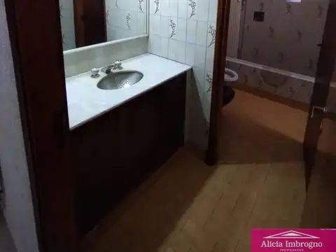 Casa en venta con parque en Miramar