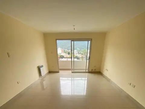 Muy Lindo Depto 2 Dorm Vta Bcon/fte Juramento Al 1500