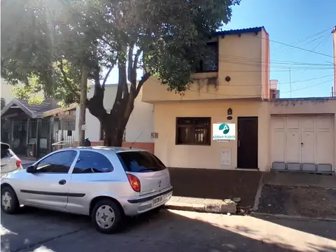 Ph al frente, totalmente independiente 3 dormitorios + patio