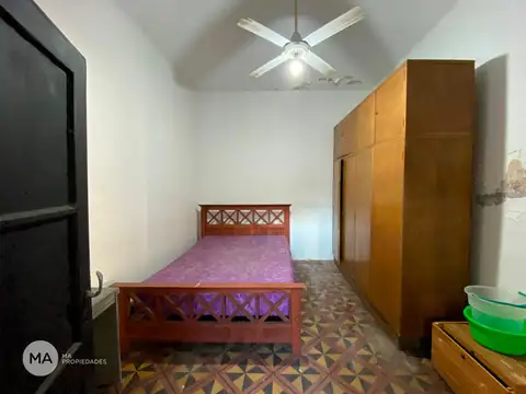 Casa de pasillo de 2 dormitorios - Gorriti 1900 - Industrial Rosario | Venta