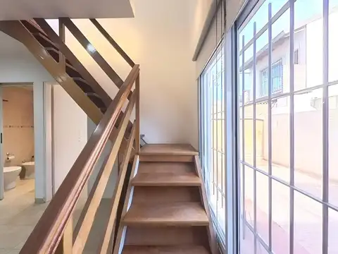 Venta PH tipo casa 3 ambientes Bella Vista s/expen