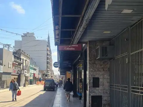 Local en Alquiler en Lujan, USD 7.000