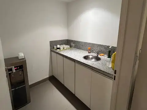 Oficina en Venta al Oeste