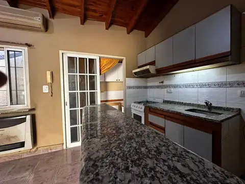 Depto Tipo Casa en Venta 26 años