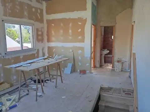 CASAS EN BLOCK - BARRIO ESTRADA