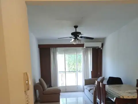 Departamento de 3 ambientes en excelente ubicación