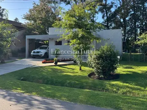 Casa 3 ambientes con pileta en Cardenal Del Monte