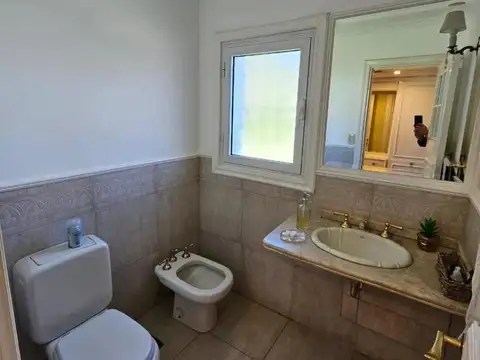Casa en Venta al Este
