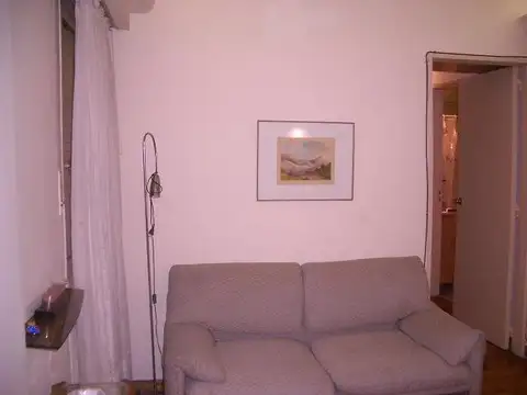 Recoleta, Vicente López 2000 y Junín, 2 amb, 40m2, u$s 480 + expensas + servicios. 28-02-26 .