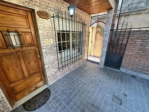 Depto Tipo Casa 3 ambientes con 1 baño